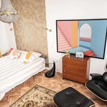 Belle Maison Lumineuse Et Paisible *